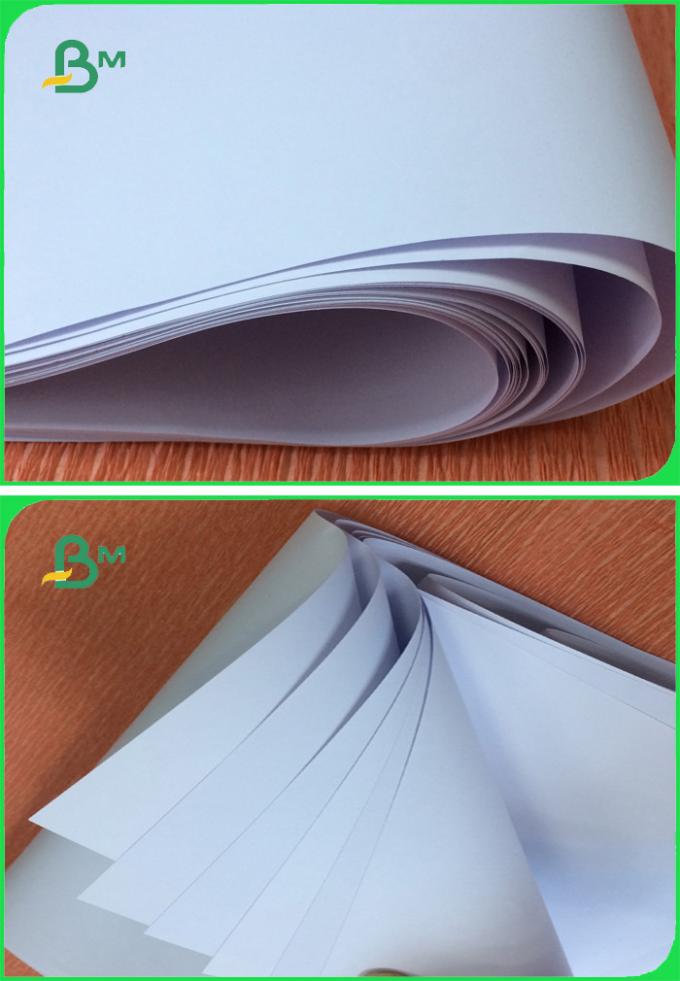 unbeschichtetes Schulbuch-Papier-bedeckt guter Tinten-Effekt 70gsm 80gsm Größe 900 * 1000mm