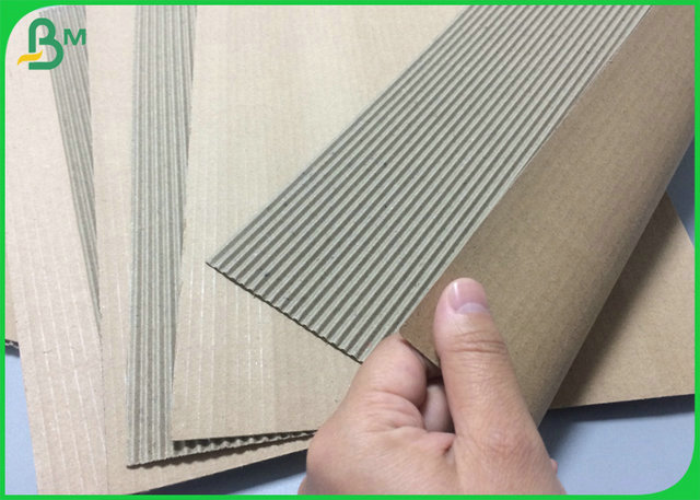 0.5mm recyclebare Brown Flöte runzelte Kraftpapier-Pappe für Kartone