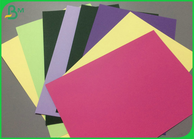  Rosa-grünes gelbes farbiges Bondpapier-Blatt 200gsm 230gsm für normales Drucken