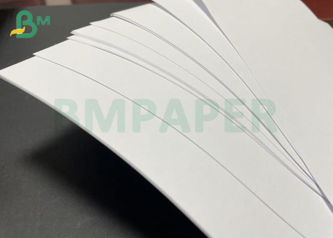Tinten-Absorption einheitliches farbenreiches Woodfree-Papier für verschiedene Bücher