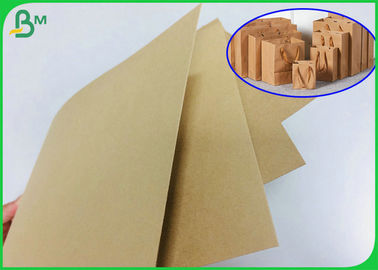 300gr 350gr 400gr machen Oberflächen-Brown-Kraftpapier-Rolle im Spulen-Paket glatt