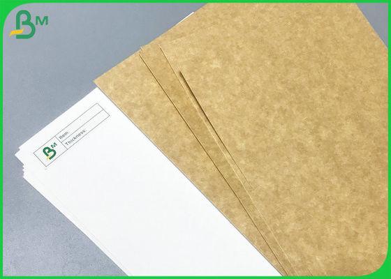 Jungfrau-Masse basierte einfache weiße Clay Coated Kraft Paper Board Blätter 365gsm