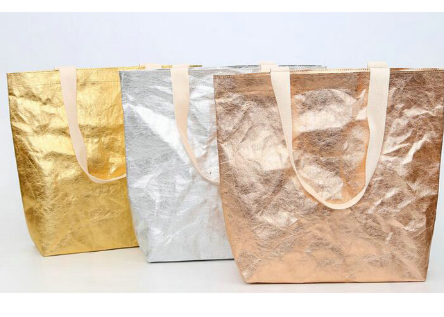 150cm * 110 Yards 0.55mm goldene Wasser-Beweis-Papier-für Handtaschen oder Speichertaschen