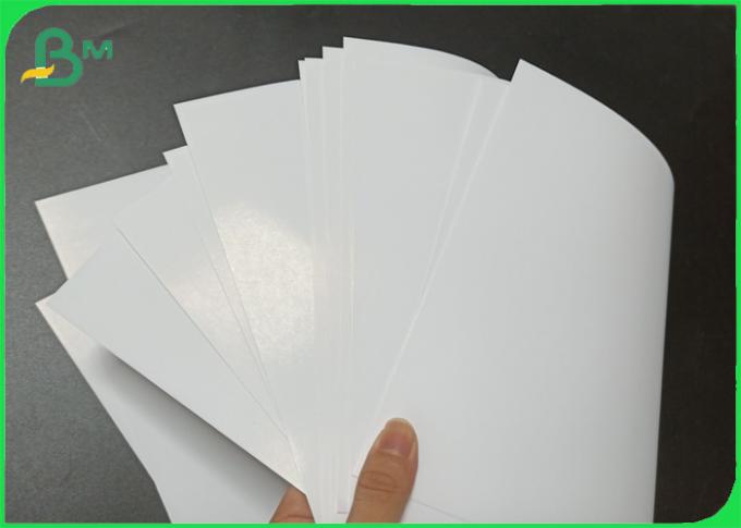 Weiße glatte 130gsm glatte Größe des gestrichenen Papiers A4 für Digital-Drucken