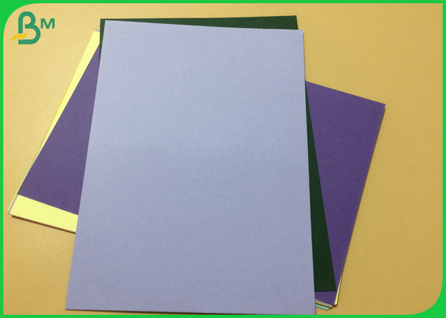 Schwarz-grün-blaues farbiges Bondpapier-Blatt 200gr 230gr mit 30 x 31inch