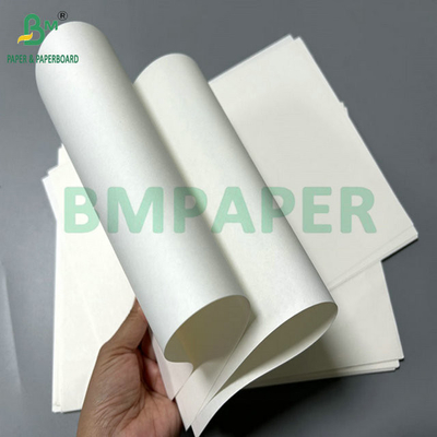 Größe angepasste Jumbo-Papierrolle Weiße Kraftpapierrolle 100 Gramm 120 Gramm