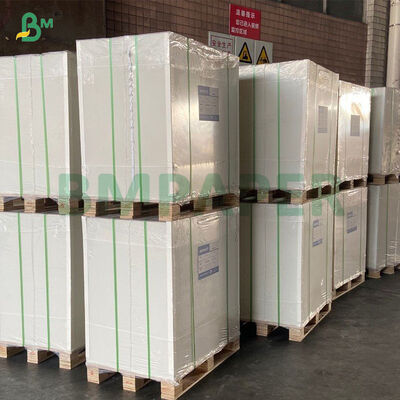 Doppelseitige glänzende Spielkartenpappe mit schwarzem Kern, 300 g/m², 310 g/m²