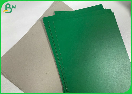 Dauerhaftes 1.5mm 1.8mm bereitete grünes angebrachtes Grey Paper Cardboard Sheets 70 * 100cm auf
