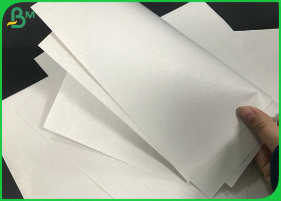 Licht-Grey Color Newsprint-Papier 45g 53g Rolls für das Verpacken/Offsetdruck