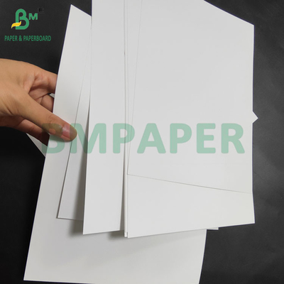 120um 150um - Nicht zerreißbares PP-Synthetikpapier für Plakatmaterial 788 x 545 mm