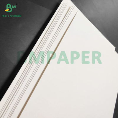 0.4mm nicht beschichtetes Faserpapier für den Geruch Streifen schnelle Wasserabsorption 70 x 100cm