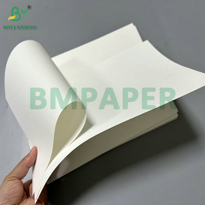 Größe angepasste Jumbo-Papierrolle Weiße Kraftpapierrolle 100 Gramm 120 Gramm