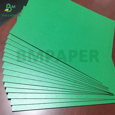 700 x 1000 mm 1,2 mm 1,5 mm Grün lackierte Pappe Graue Rückseite Massivpapier