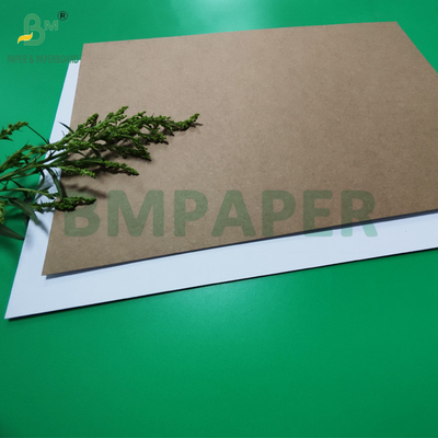 0.7mm 590gm Weißes Kraftbrett für elektronische Produkte Packung 79 x 109cm