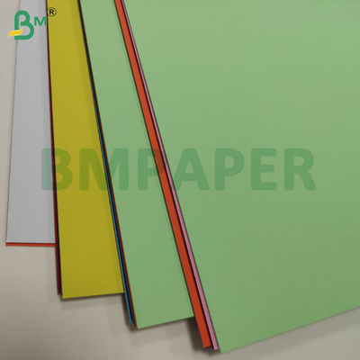 180 g / 65 lb Farbpapier 70 x 100 cm Doppelseitiges Farbpapier