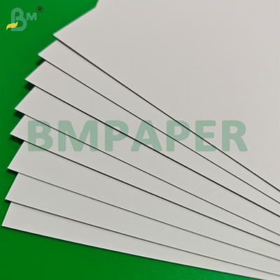 350 gm 400 gm Hohe Weißheit und Steifigkeit Holzfreie Papierblätter