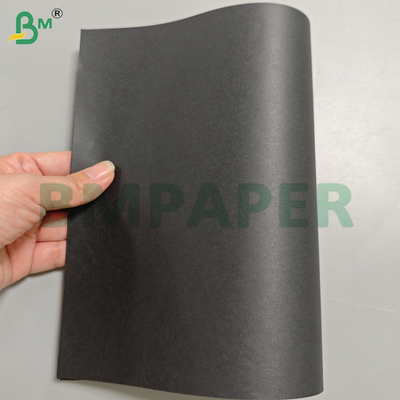 80 gsm langlebige schwarze Kraftpapierrollen zur Herstellung von Einkaufstaschen
