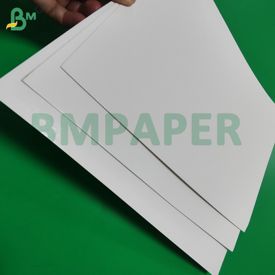 325 gm Weißes Blisterboard für Elektronikverpackungen