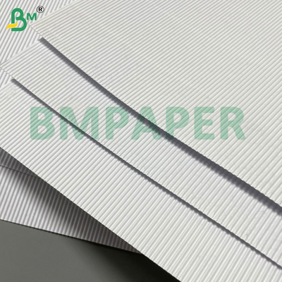 15.5*20" Weißes, leichtes, geflutetes Wellpapier für Handwerks- und Geschenkboxen