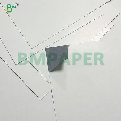 Doppelseitige glänzende Spielkartenpappe mit schwarzem Kern, 300 g/m², 310 g/m²