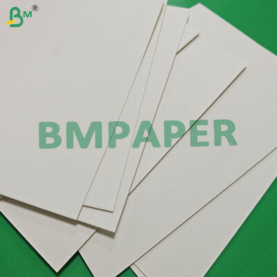 0.7 mm 0,9 mm nicht beschichtetes Absorptionspad-Linienpapier für Getränkeunterstände 70 x 100 cm