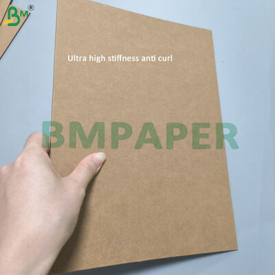 Hervorragende strukturelle Integrität. Vollständig kraftpapierbasiertes, doppelt gefüttertes Basispapier mit einer Stärke von 1500 Mikrometern