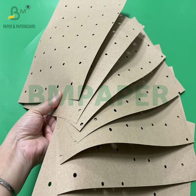 60 gm 70 gm 1,65 m 1,8 m Breit perforiertes braunes Papier für Bekleidung pro Rolle 25 kg
