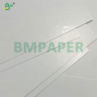 Doppelseitiges Papier mit 310 gm schwarzem Kern