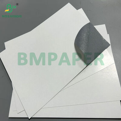 310gr 330gr glatte Oberfläche schwarzer Kern TCG-Karton 71 x 95cm