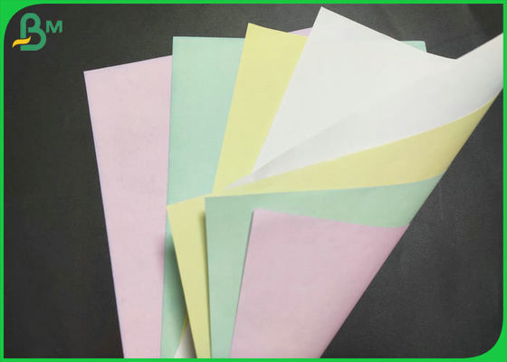 Weiße blaue gelbe Breite selbstdurchschreibenden Papiers A4 650mm 750mm 55g 50g in der Rolle